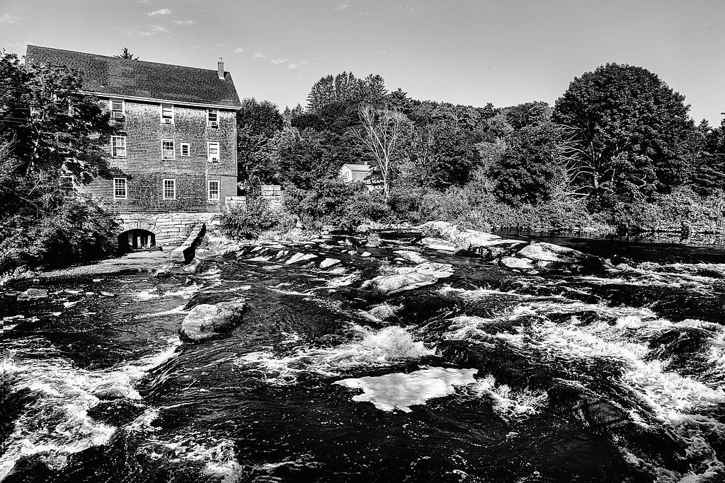 Lower Falls waterfall