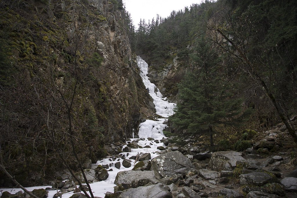 Lower Falls waterfall