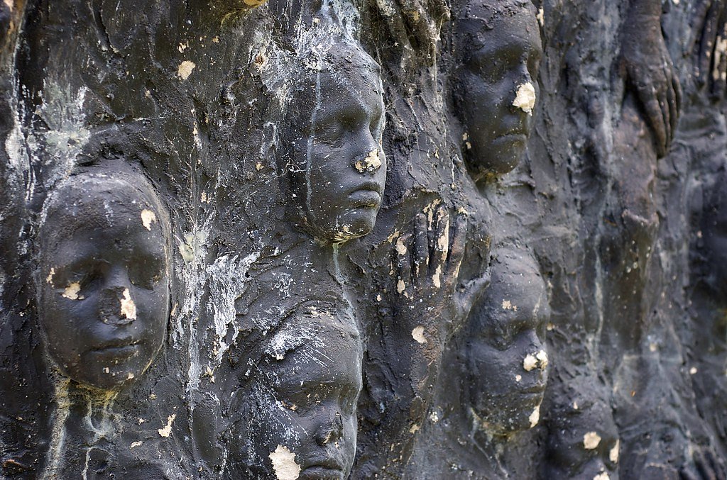 Lower Falls waterfall