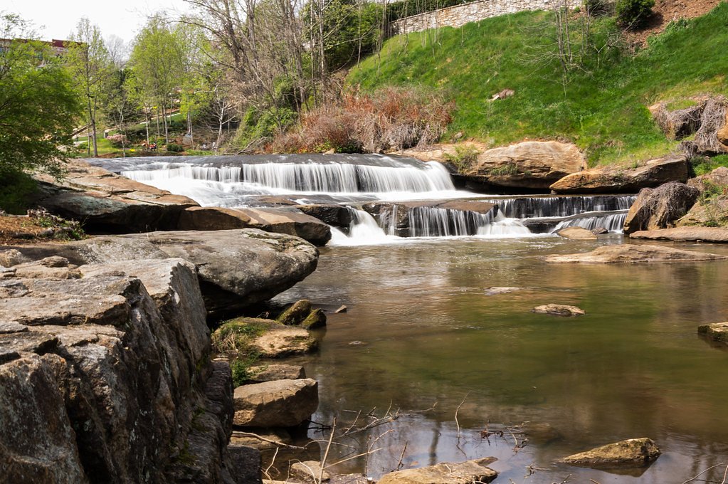 Lower Falls waterfall