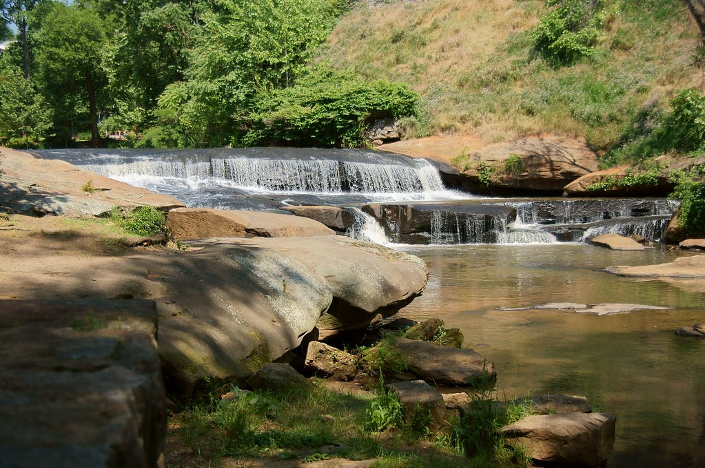 Lower Falls waterfall