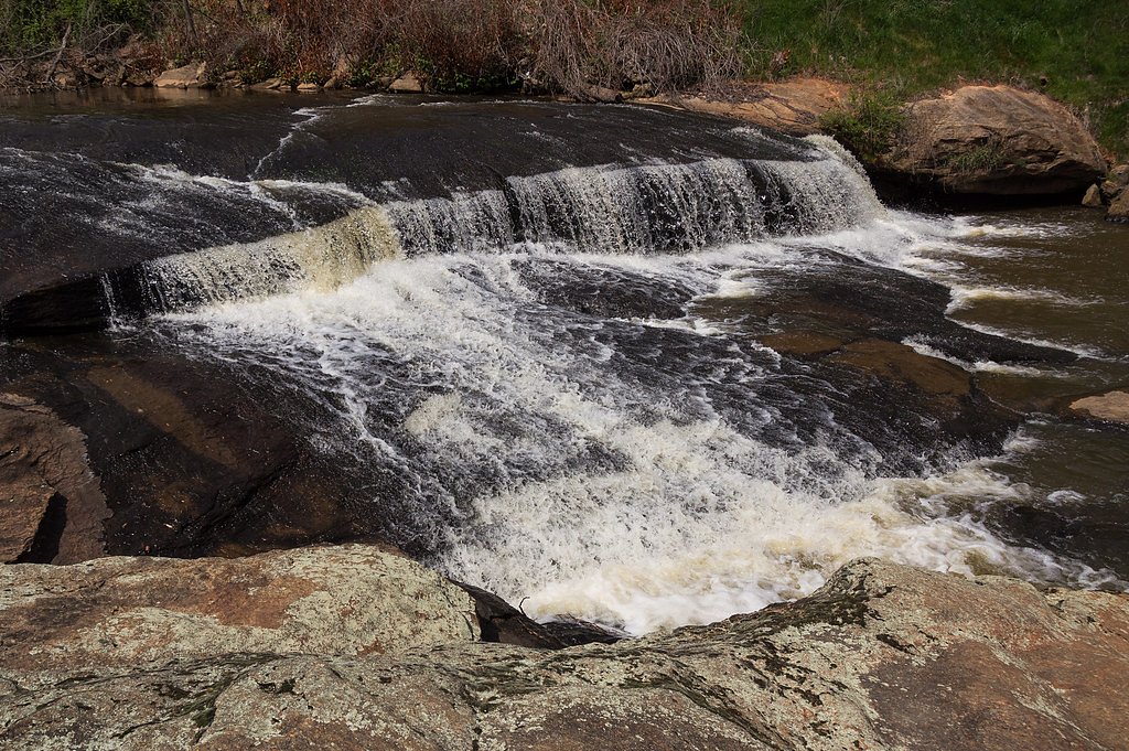 Lower Falls waterfall