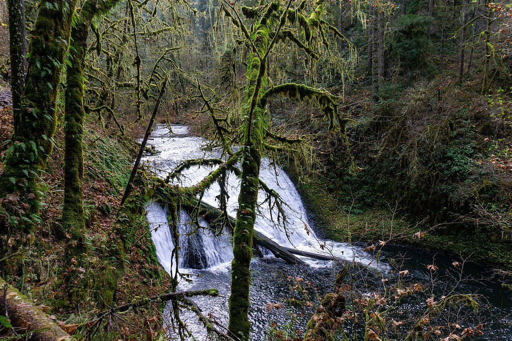 Lower North Falls waterfall