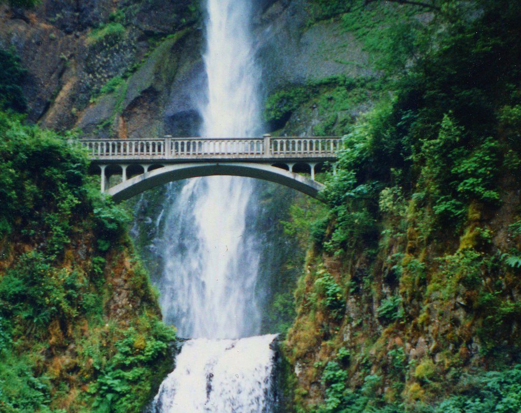 Lower North Falls waterfall