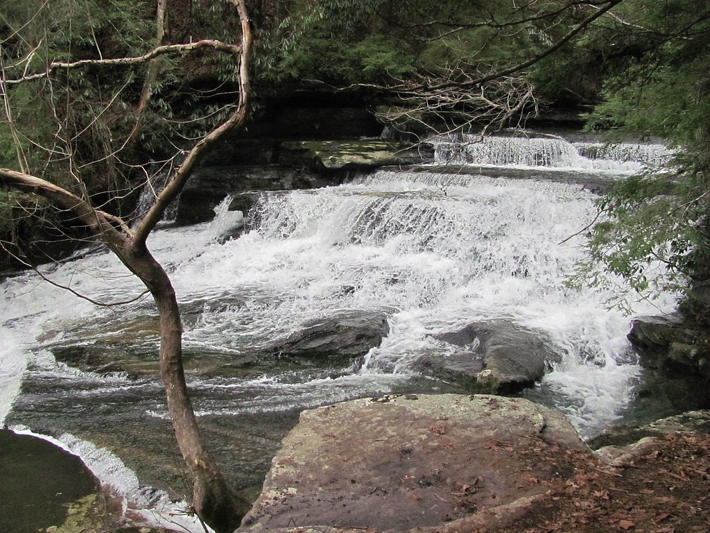 Lower Piney Falls waterfall