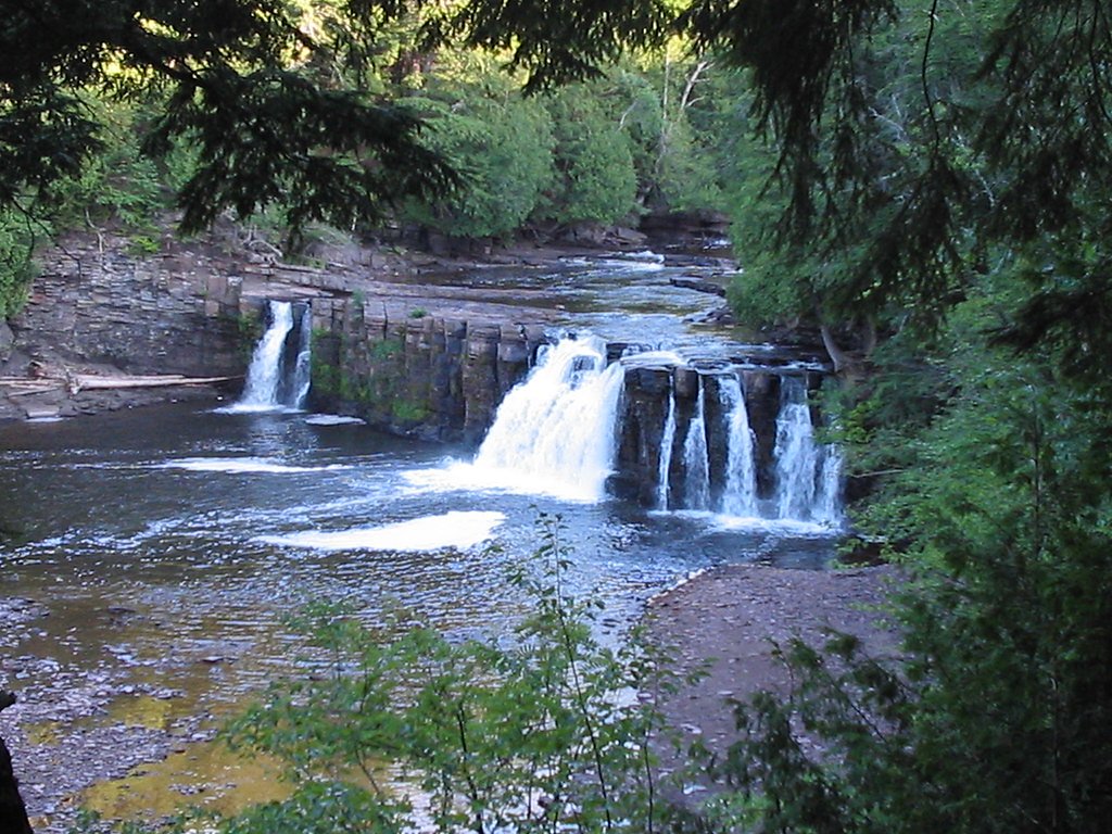Manabezho Falls waterfall