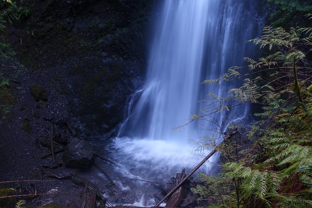 Marymere Falls waterfall