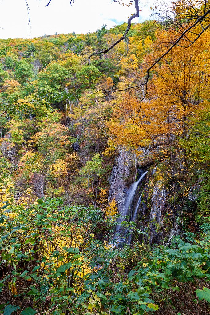Meadow Creek Falls waterfall