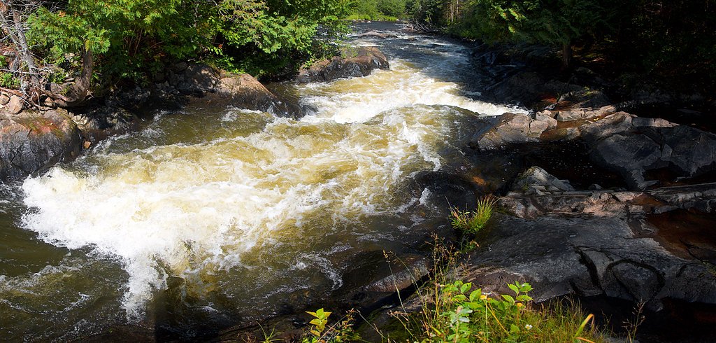 Mex-i-min-e Falls waterfall