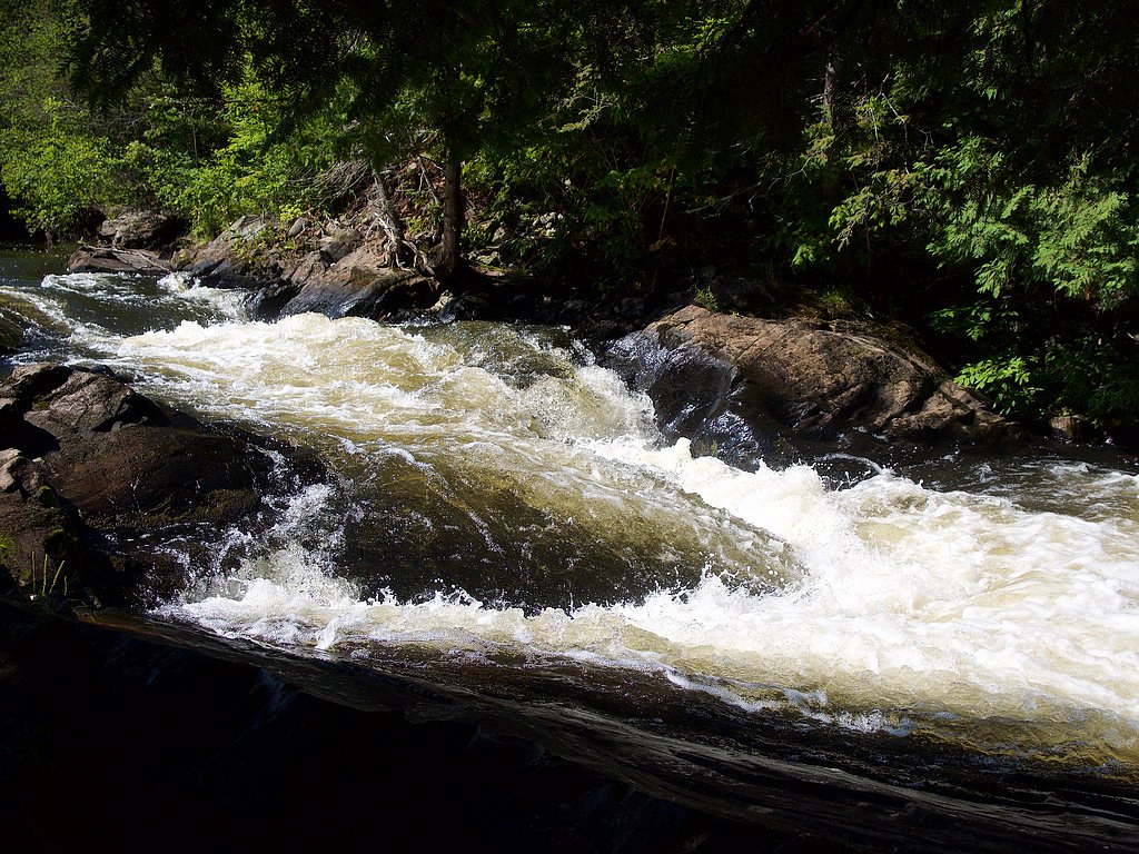 Mex-i-min-e Falls waterfall