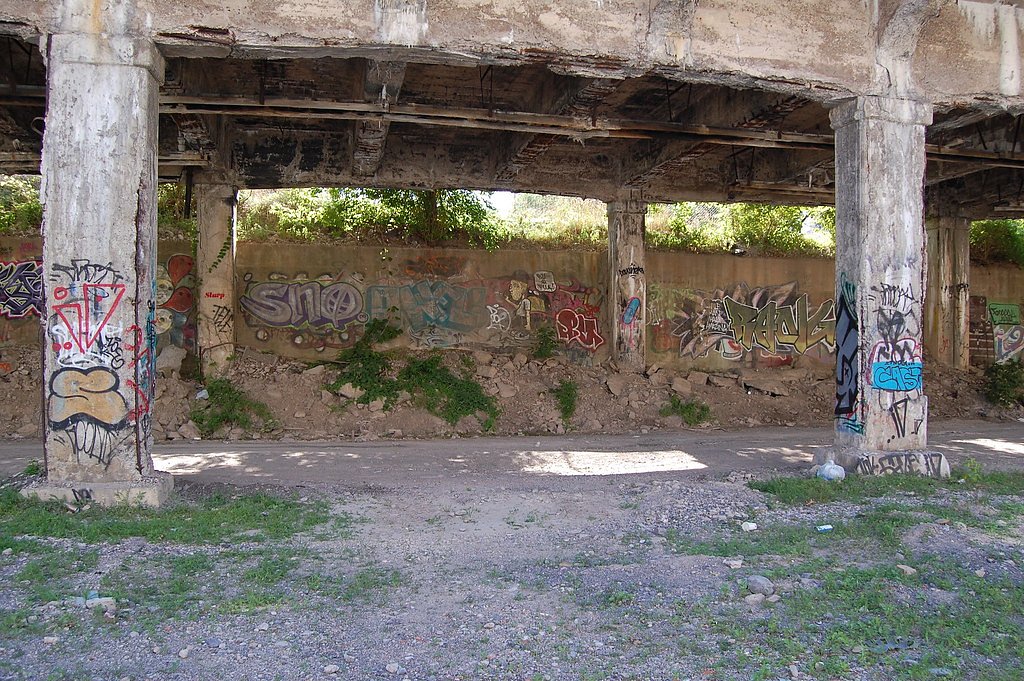 Middle Falls waterfall
