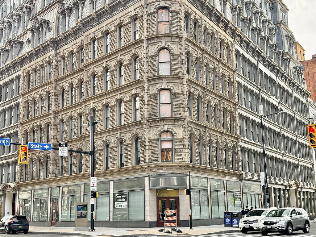 Middle Falls waterfall