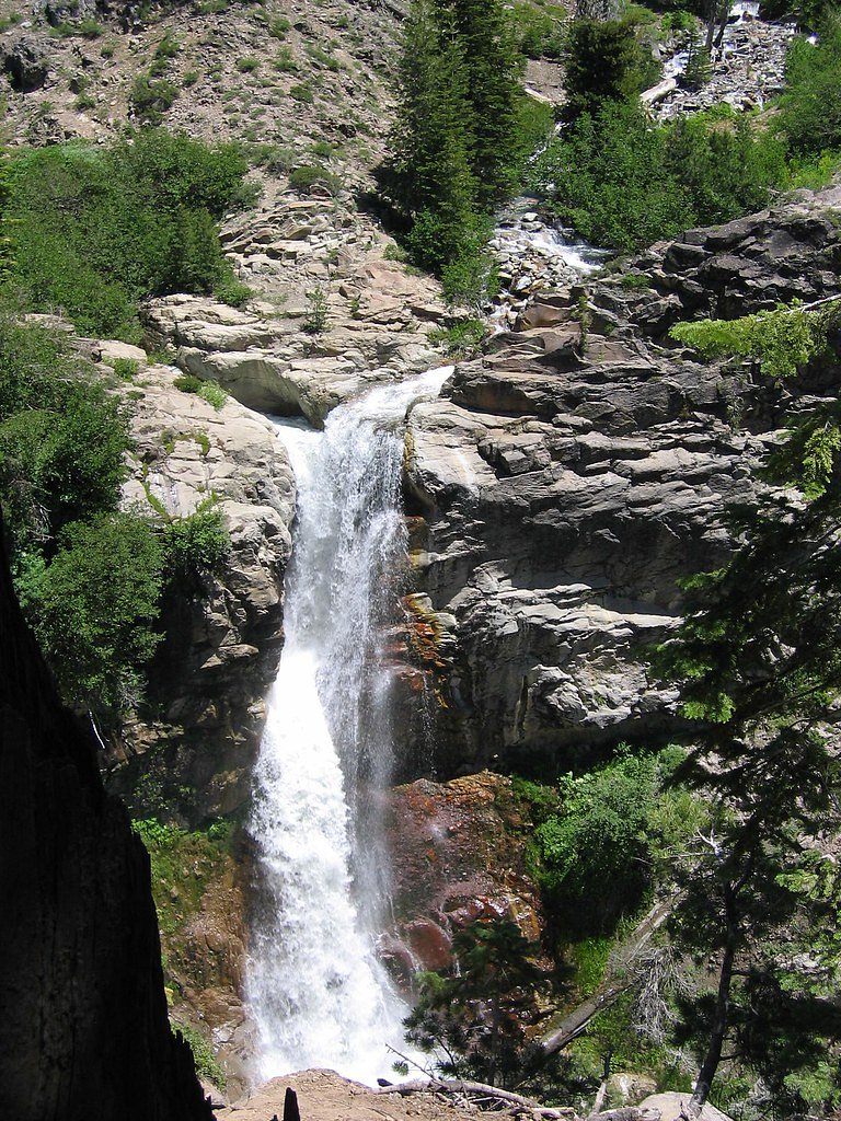 Mill Creek Falls waterfall