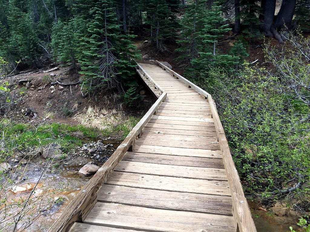 Mill Creek Falls waterfall