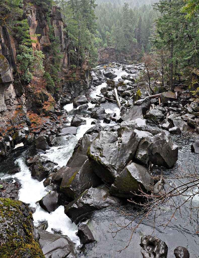 Mill Creek Falls waterfall