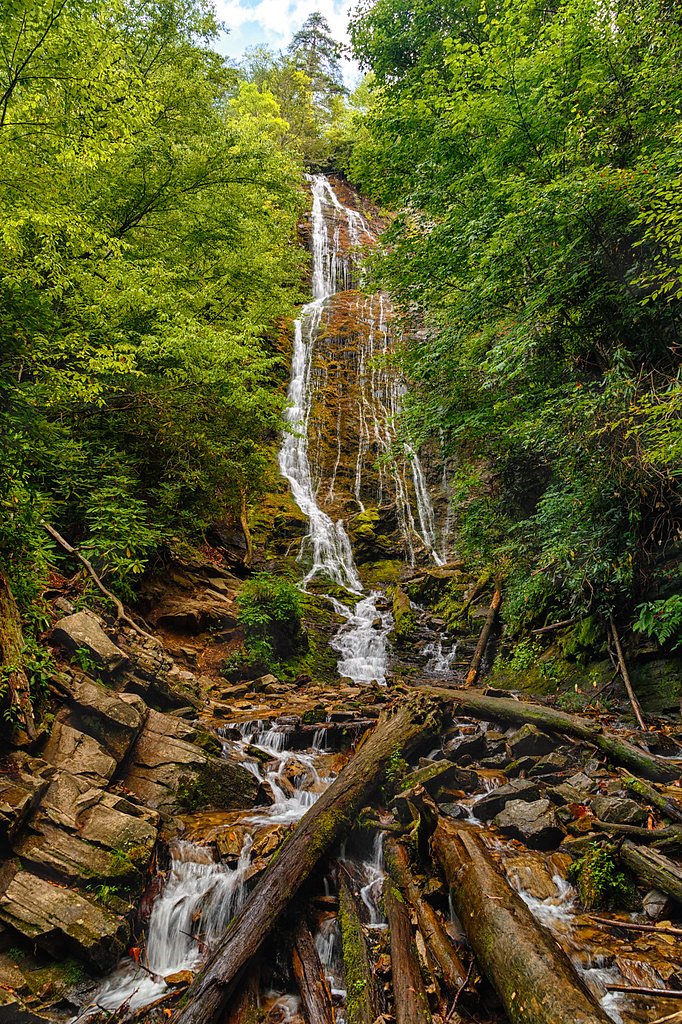 Mingo Falls waterfall