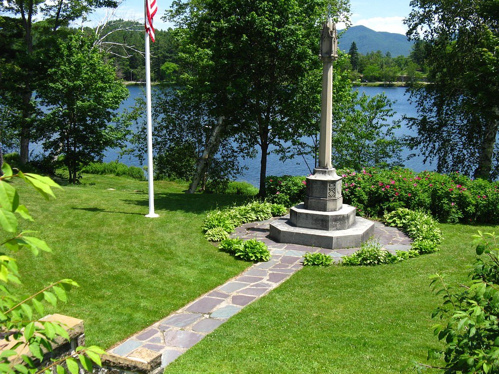 Monument Falls waterfall
