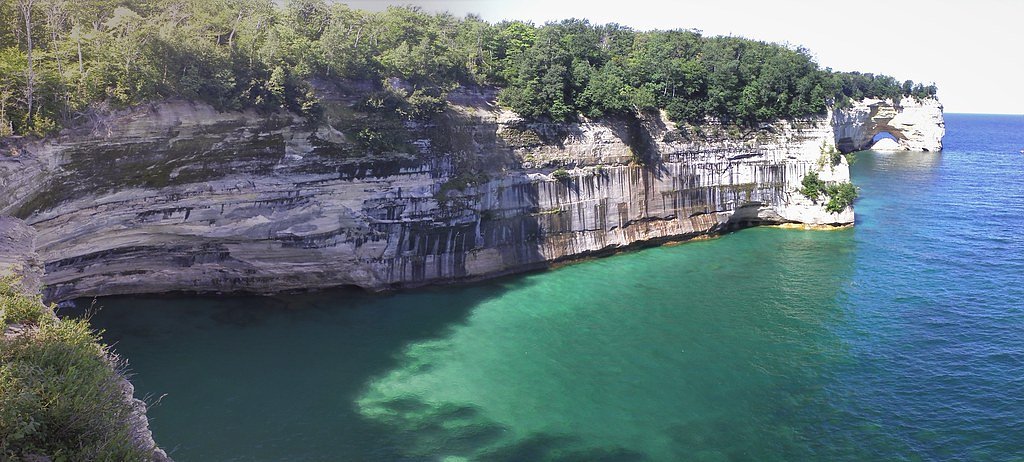 Mosquito Falls waterfall