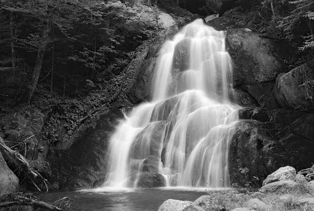 Moss Glen Falls waterfall
