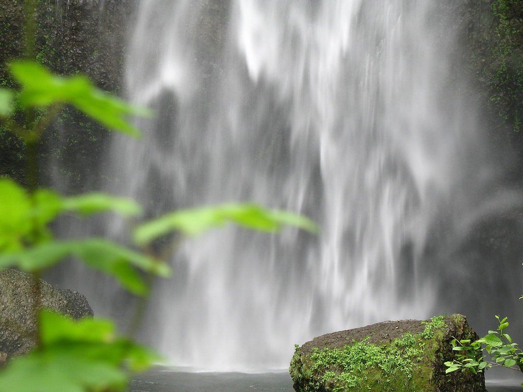 Multnomah Falls waterfall