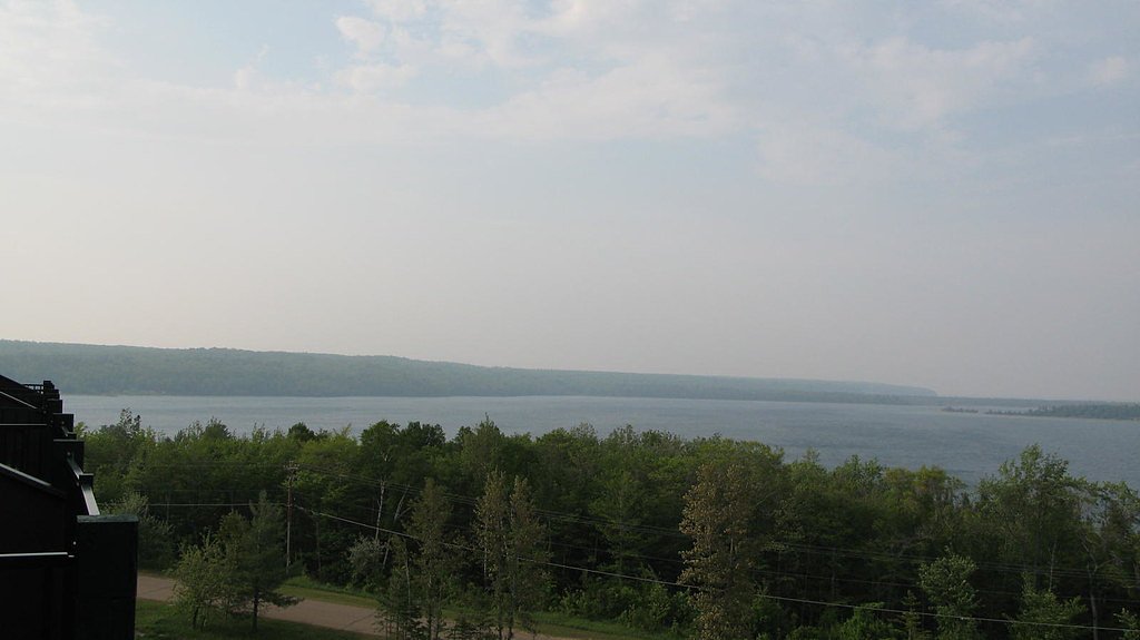 Munising Falls waterfall