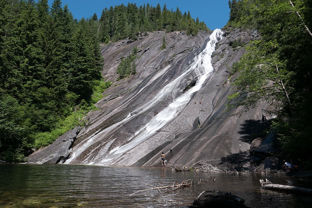 Otter Falls waterfall