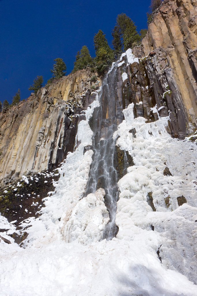 Palisade Falls waterfall