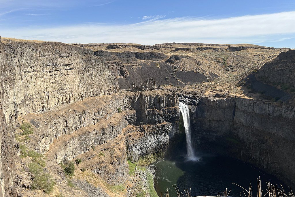 Palouse Falls waterfall
