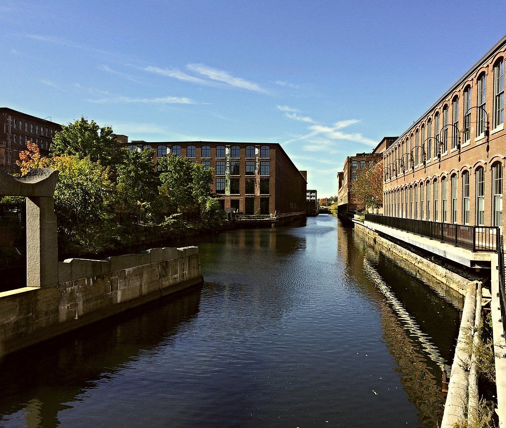 Pawtucket Falls waterfall