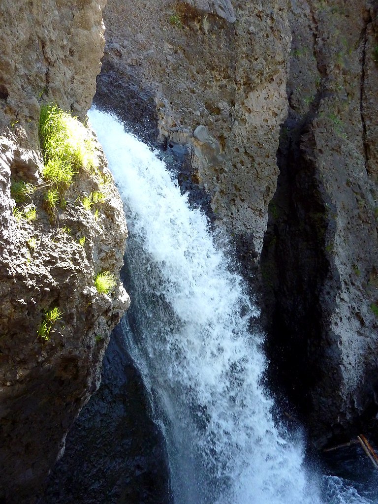 Piedra Falls waterfall
