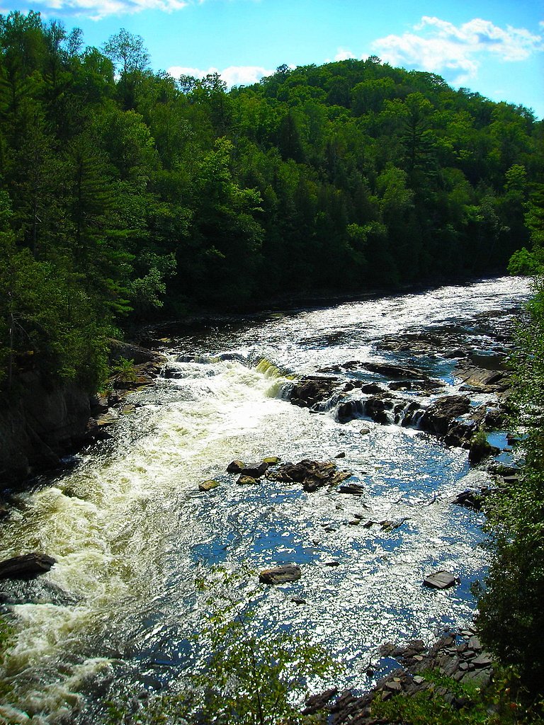 Piers Gorge Falls waterfall