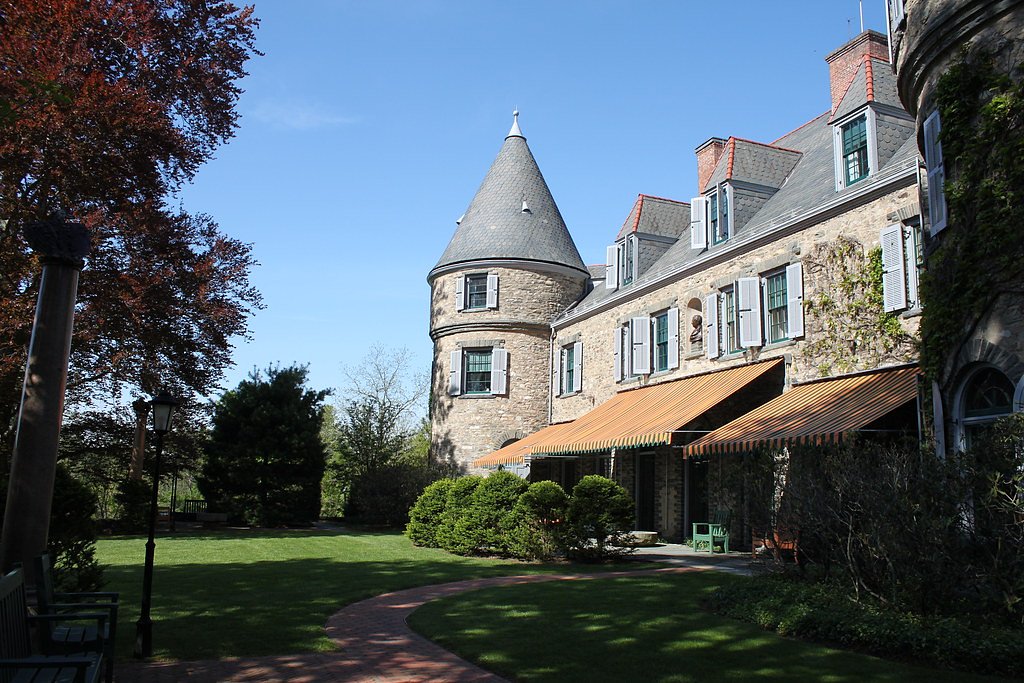 Pinchot Falls waterfall