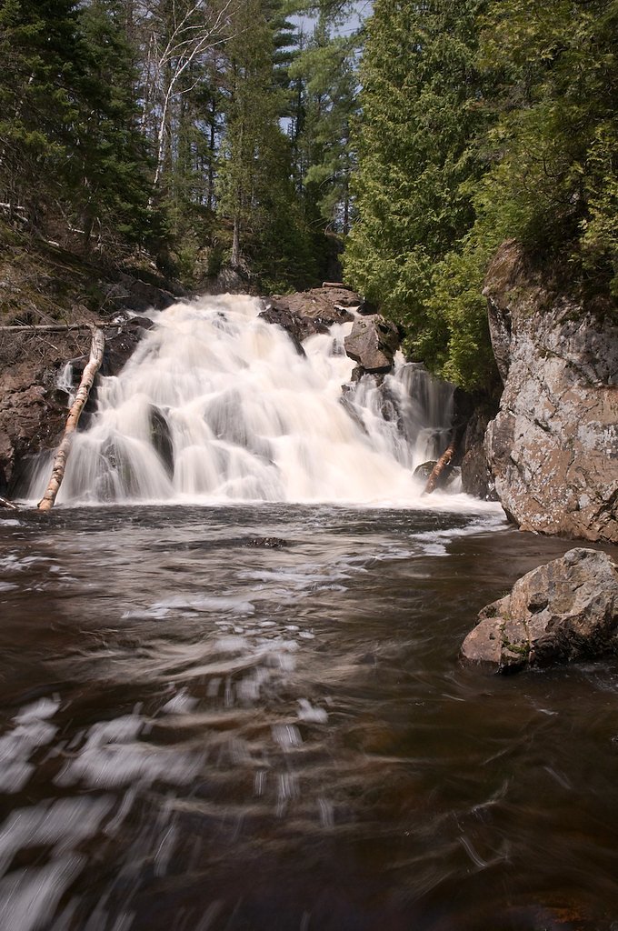 Pinnacle Falls waterfall