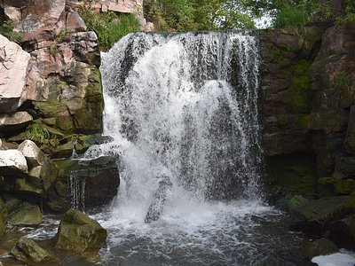 Pipestone Falls, MN