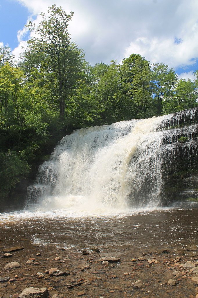 Pixley Falls waterfall