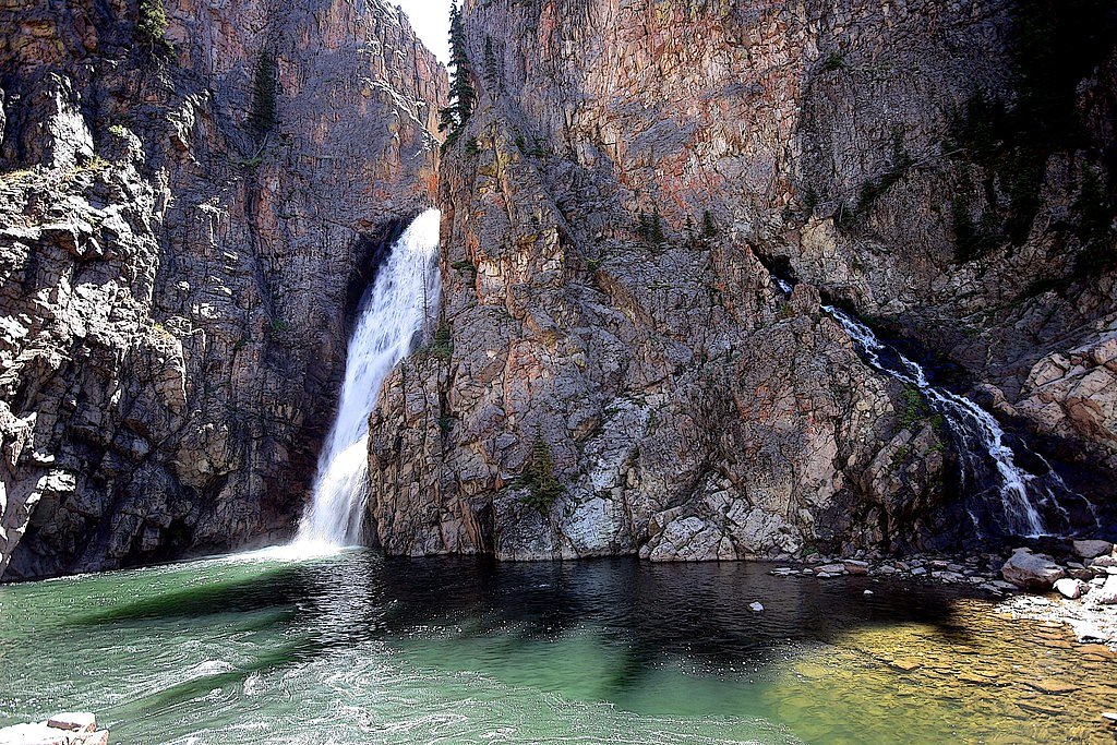 Porcupine Falls waterfall