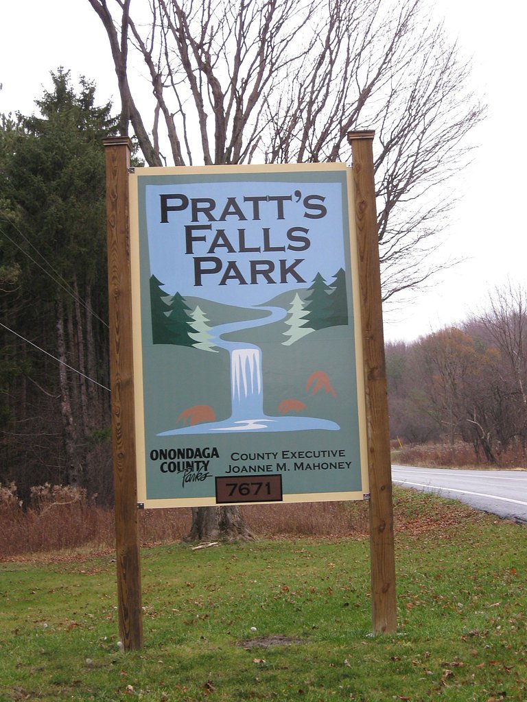 Pratts Falls waterfall