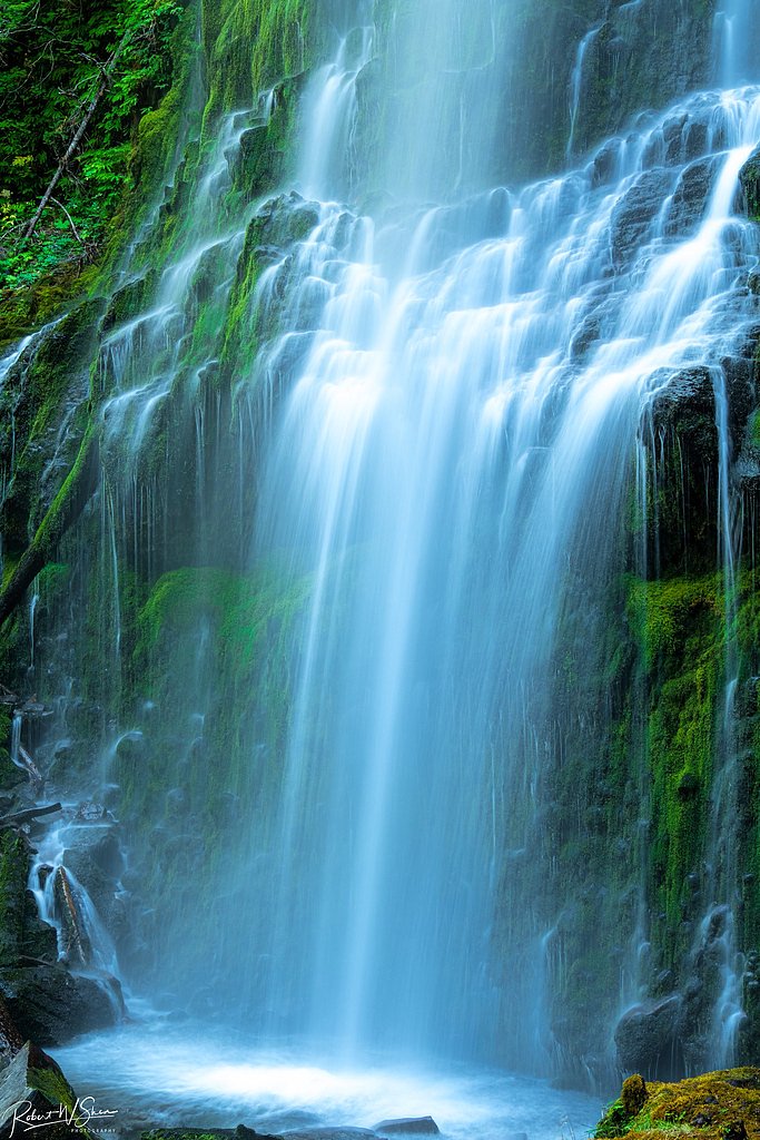 Proxy Falls waterfall