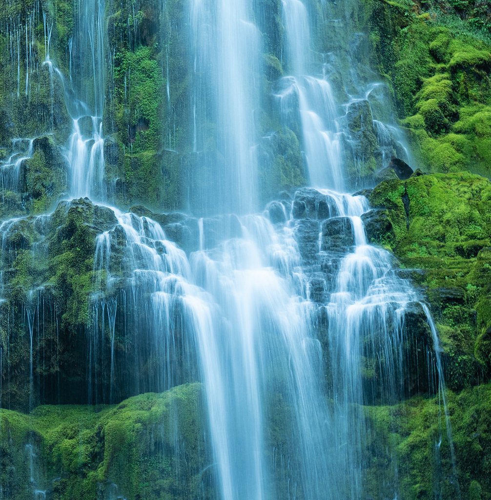 Proxy Falls waterfall