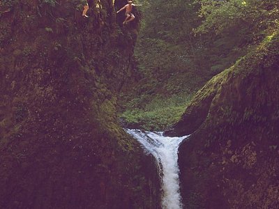 Punch Bowl Falls