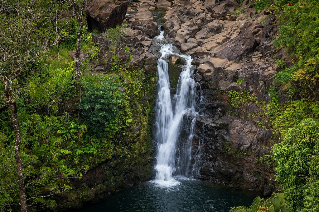 Puohokamoa Falls waterfall