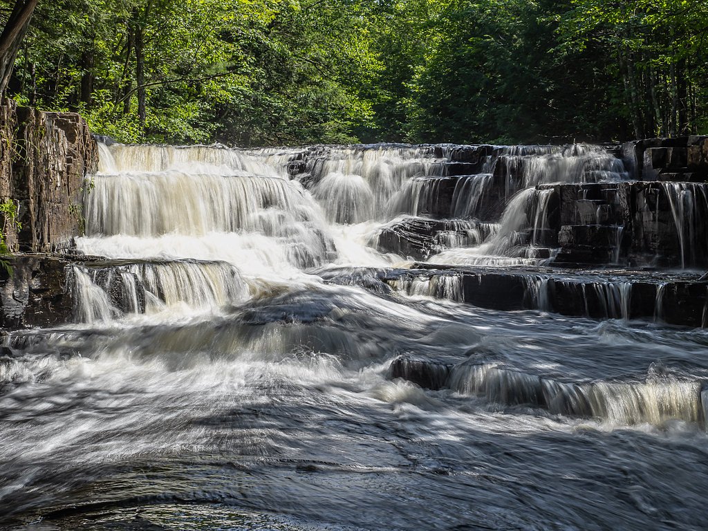 Quartzite Falls waterfall