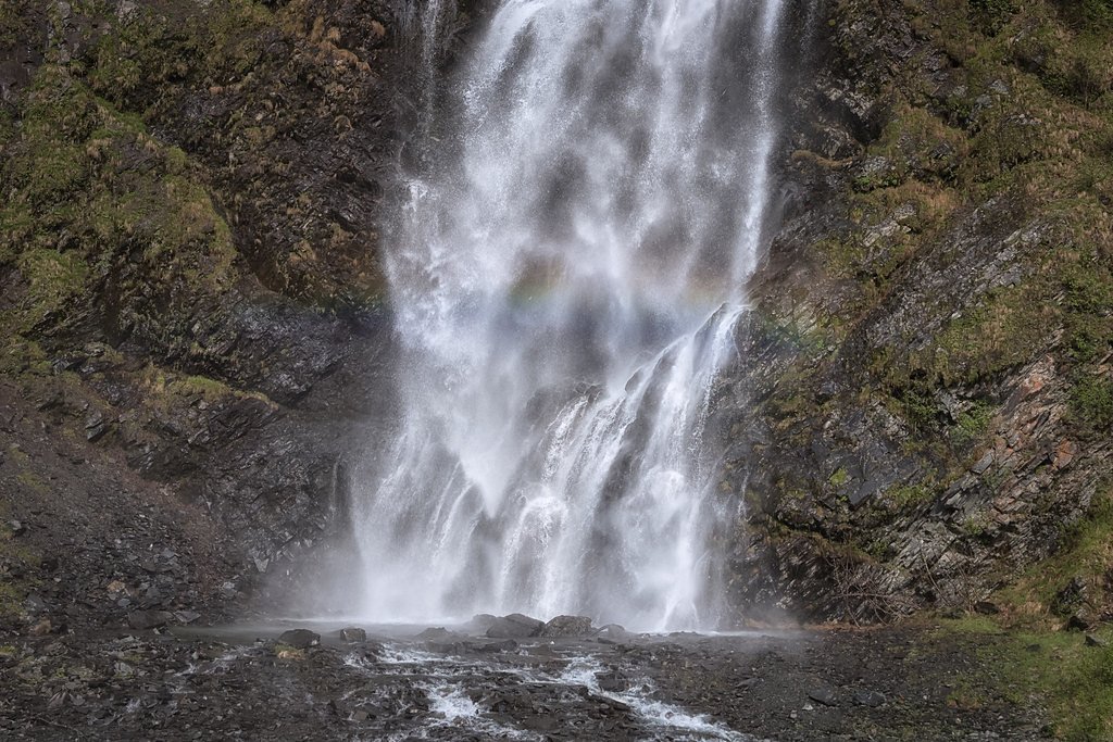 Rainbow Falls waterfall