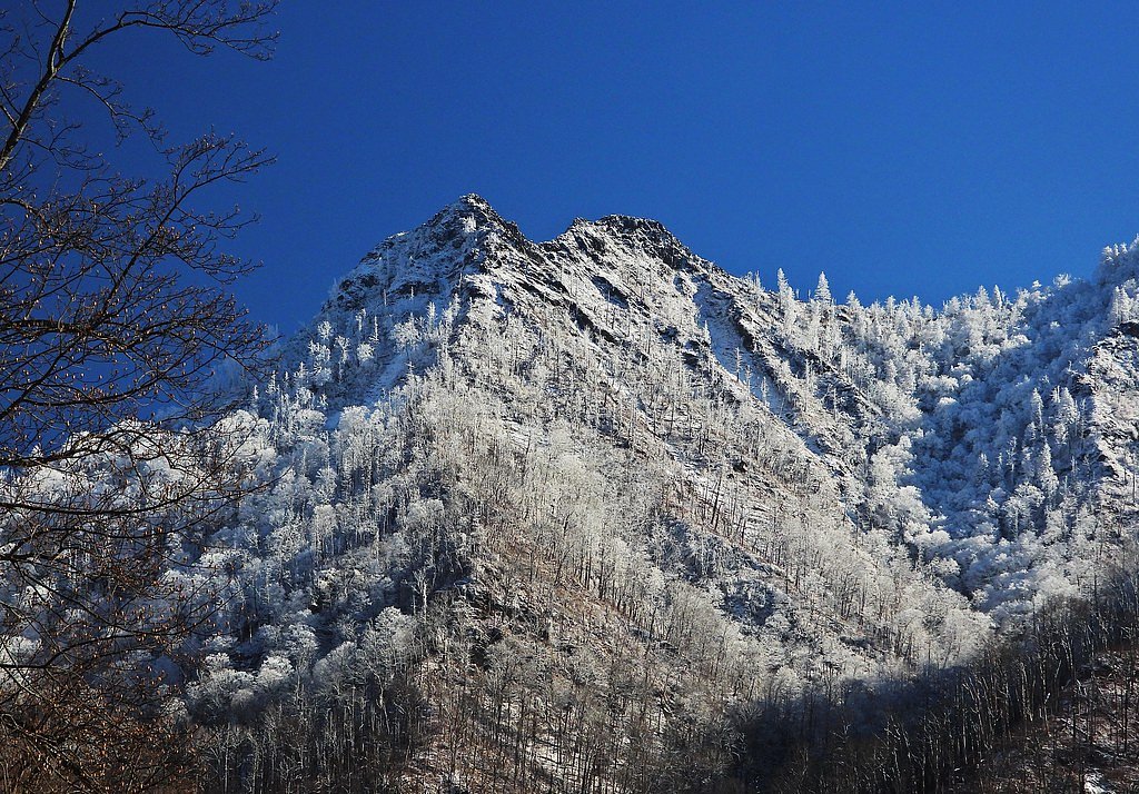 Rainbow Falls waterfall
