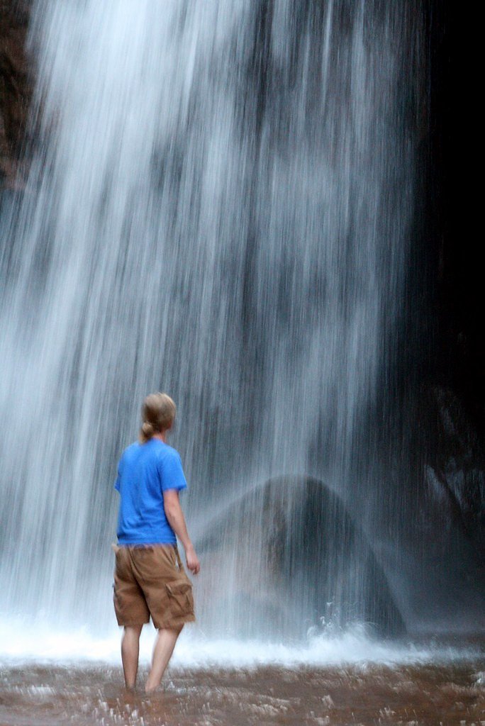 Rainbow Falls waterfall