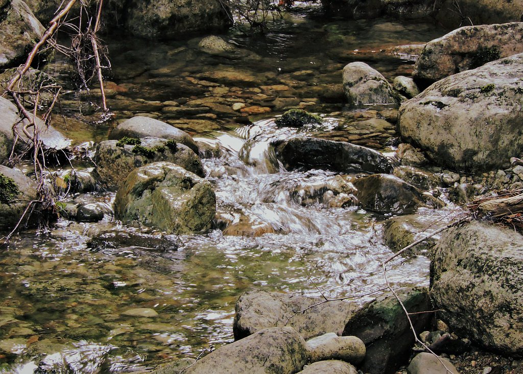 Rainbow Falls waterfall