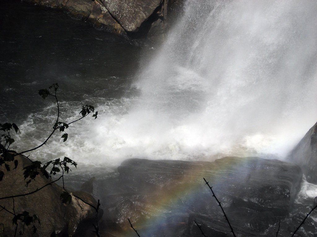 Rainbow Falls waterfall