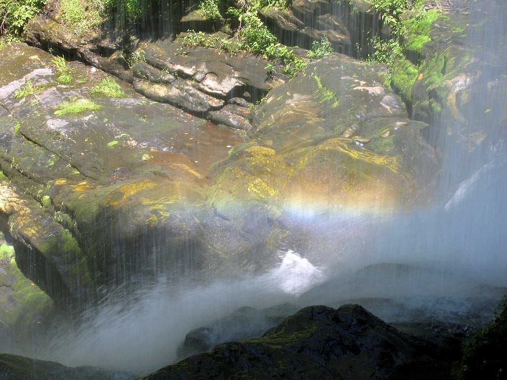 Rainbow Falls waterfall