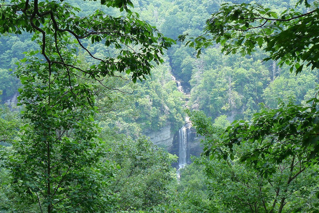 Raven Cliff Falls waterfall