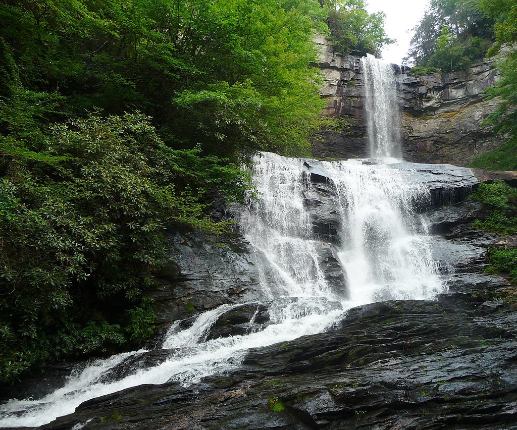 Raven Cliff Falls waterfall